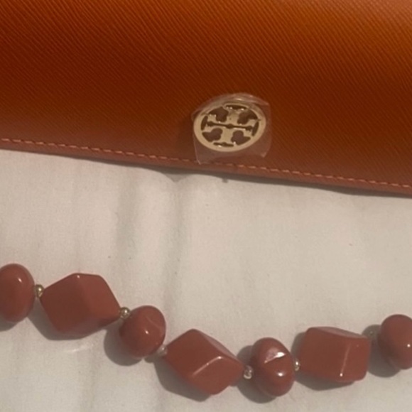 Tory Burch Eyeglass Case Caramel Burnt Orange, Butterscotch Bakelite, & Bird Pin - Picture 5 of 12